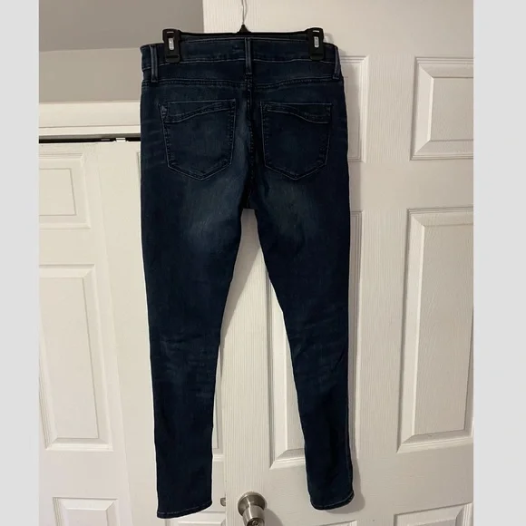 💥 Accepting offers on Express Supersoft Midrise Jean Legging Size 8 - Picture 2 of 4